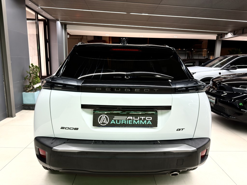 PEUGEOT 2008 1500 BLUEHDI 130 CV EAT8 GT